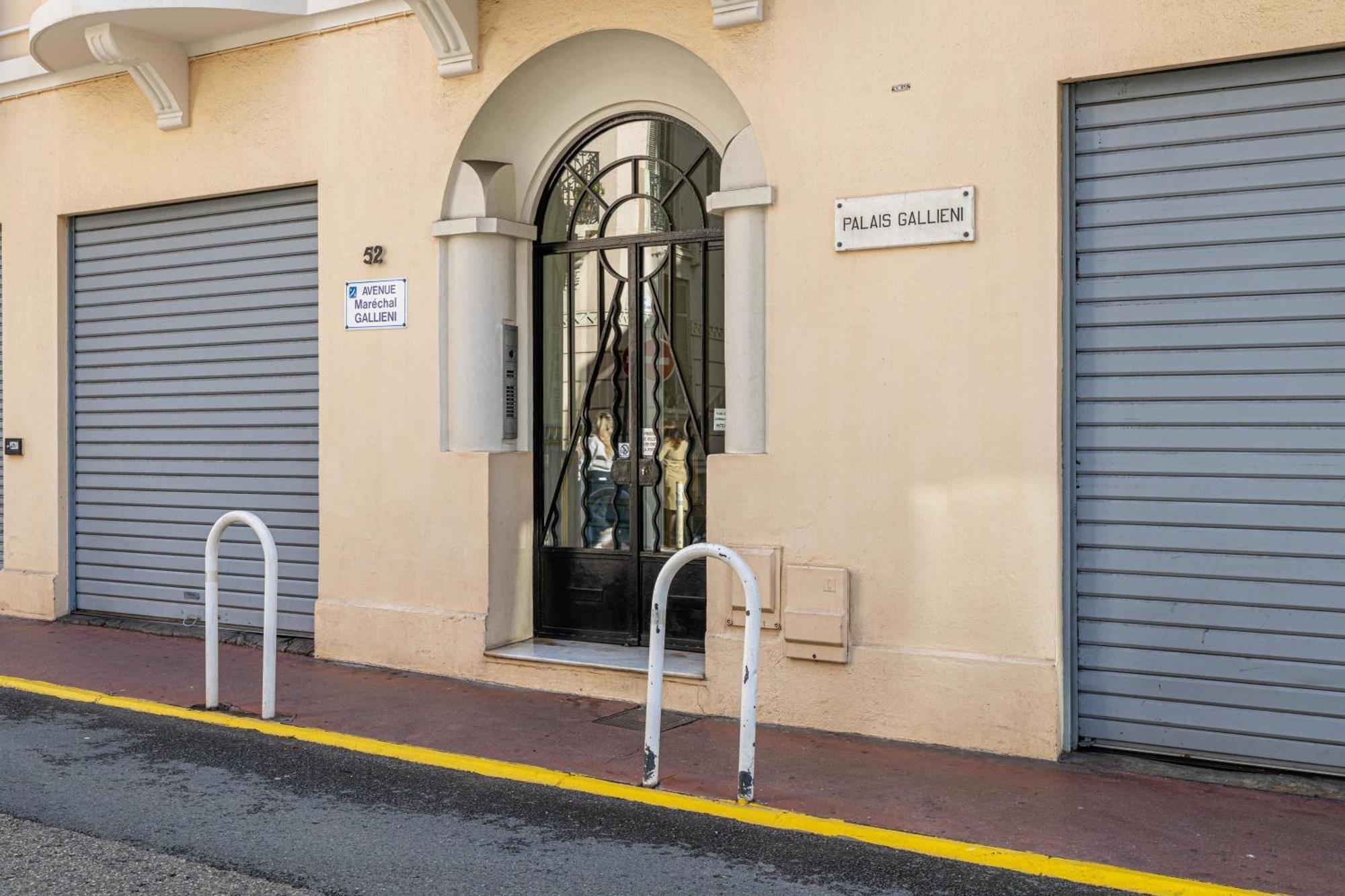 Le Bourgeois Avec Balcon, Somptueux Et Lumineux, Idealement Situe Appartement